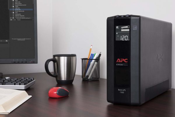 APC UPS Battery Backup BX1500M